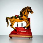 retro_exp-pf_img-atrezzo-caballito_de_feria