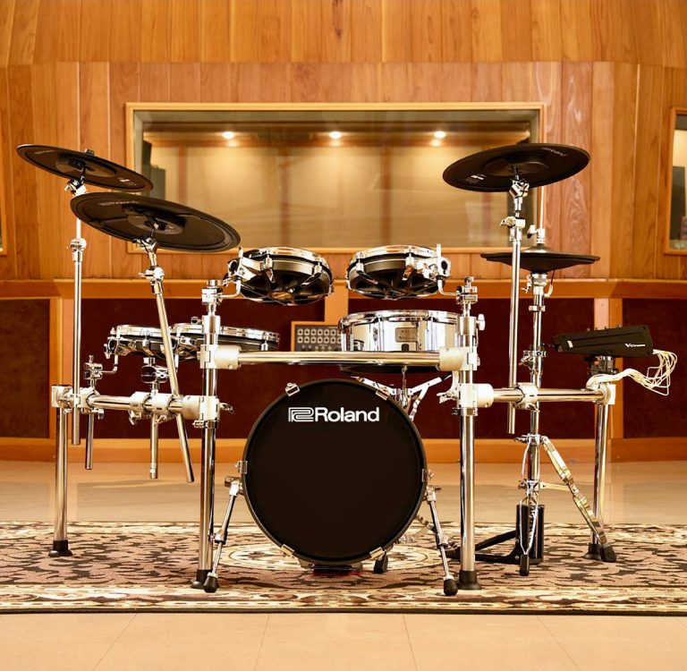 atrezzo-bateria_electronica_roland-td716